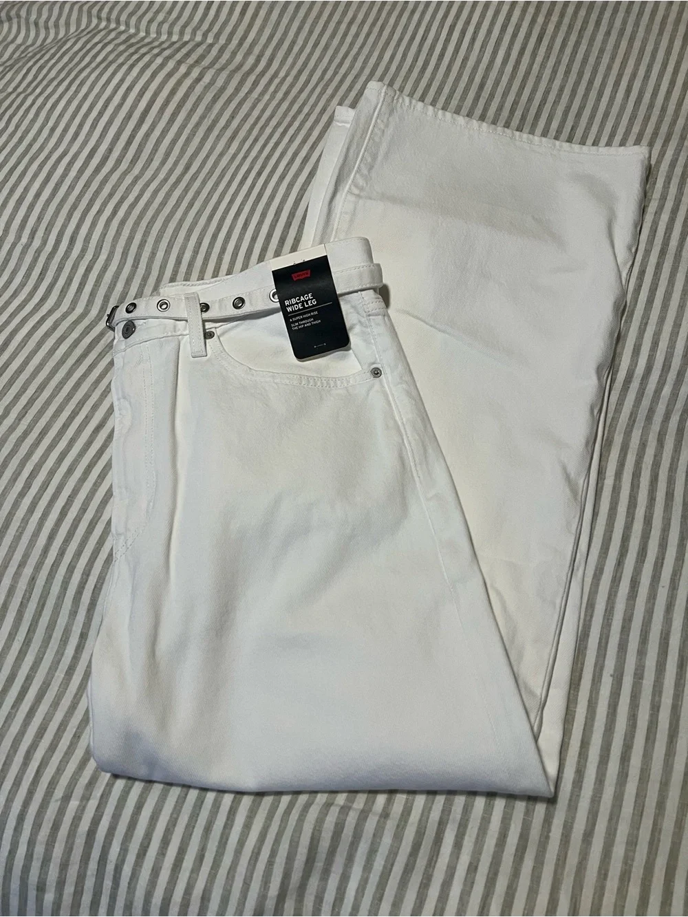 Levi's White Ribcage Wide Leg Jeans
